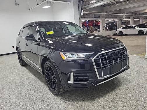 2020 Audi Q7 55 Premium Plus
