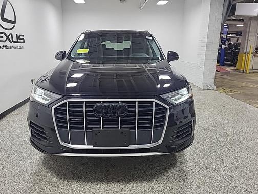 2020 Audi Q7 55 Premium Plus