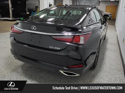 2022 Lexus ES 350 Base