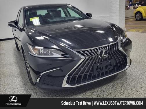 2022 Lexus ES 350 Base