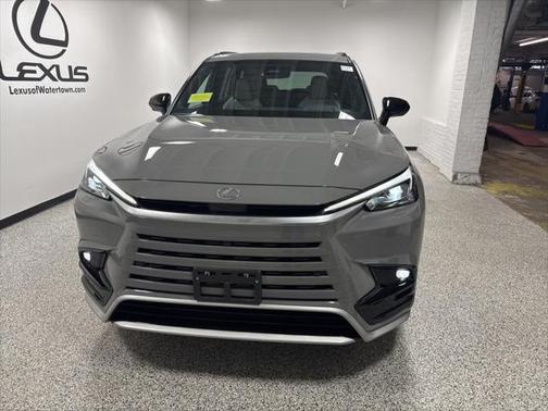 2025 Lexus TX 500h F SPORT Premium