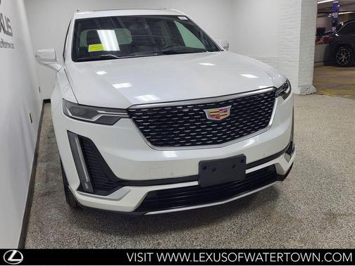 2025 Cadillac XT6 Premium Luxury FWD