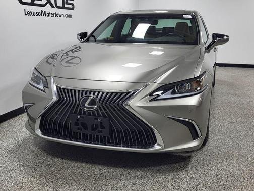 Atomic Silver 2021 Lexus ES 350 Base