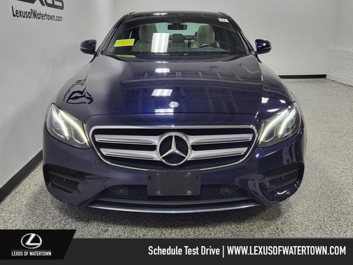 2017 Mercedes-Benz E-Class 4MATIC