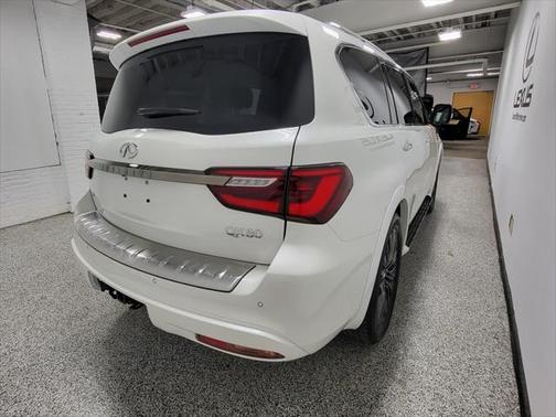 2024 INFINITI QX80 PREMIUM SELECT AWD