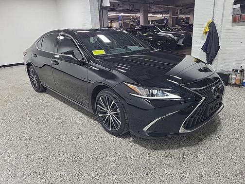 Obsidian 2024 Lexus ES 350 Base