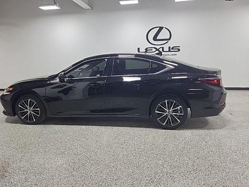 Obsidian 2024 Lexus ES 350 Base