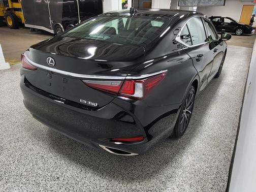 Obsidian 2024 Lexus ES 350 Base