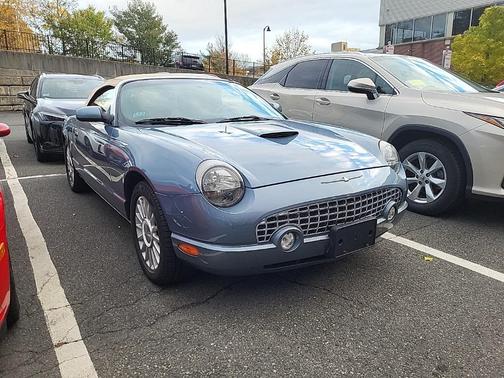 2005 Ford Thunderbird 