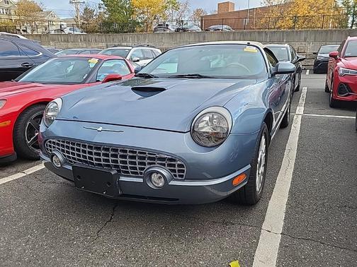 2005 Ford Thunderbird 