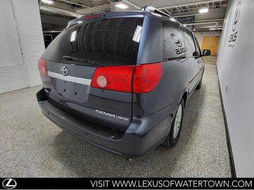 2007 Toyota Sienna XLE Limited