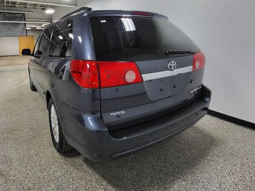 2007 Toyota Sienna XLE Limited