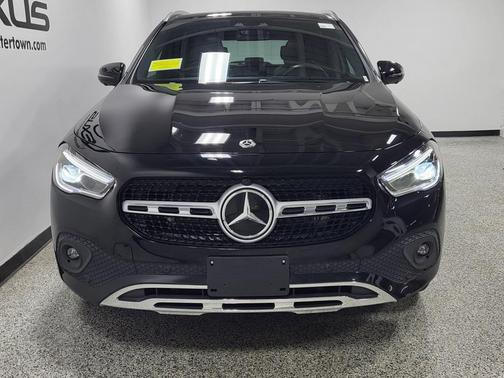 2021 Mercedes-Benz GLA 250 Base 4MATIC