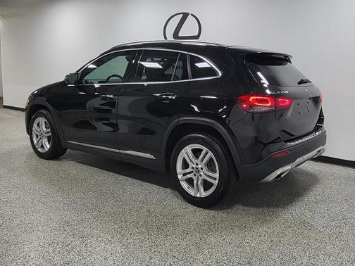 2021 Mercedes-Benz GLA 250 Base 4MATIC