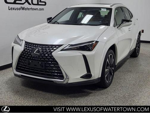 Eminent White Pearl 2025 Lexus UX 300h Premium