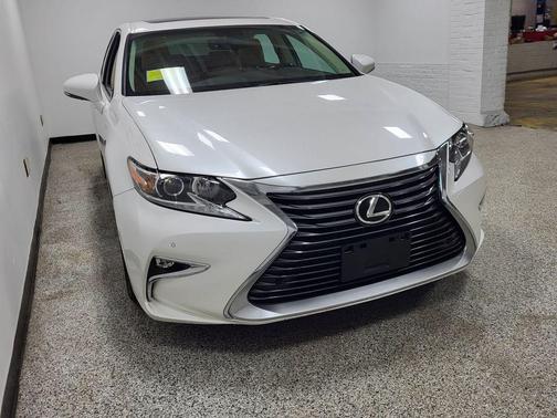 2016 Lexus ES 350 Base