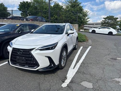 Eminent White Pearl 2025 Lexus NX 350h Premium
