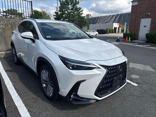 Eminent White Pearl 2025 Lexus NX 350h Premium