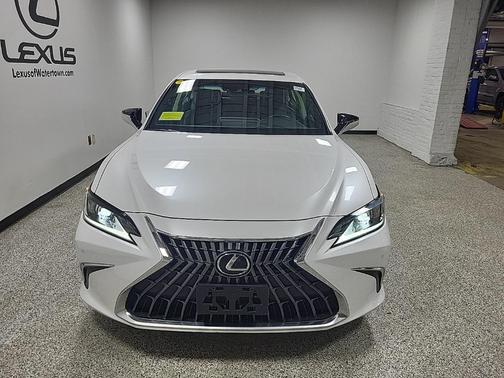2023 Lexus ES 350 Base