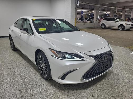 2023 Lexus ES 350 Base