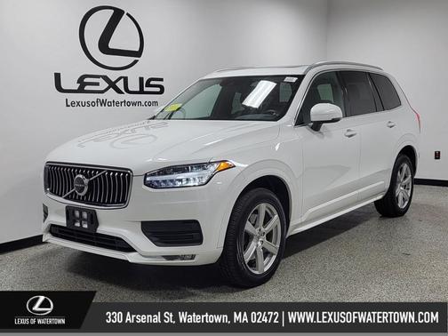 2020 Volvo XC90 T6 Momentum