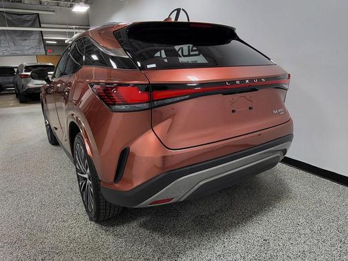 Copper Crest 2023 Lexus RX 350 Premium Plus