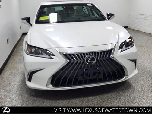 Eminent White Pearl 2025 Lexus ES 350 Base