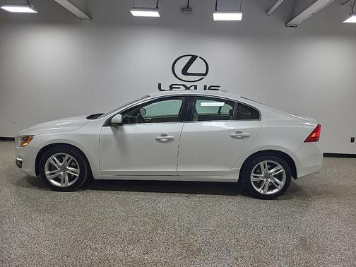 2015 Volvo S60 T5 Premier
