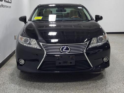 Obsidian 2015 Lexus ES 300h Base