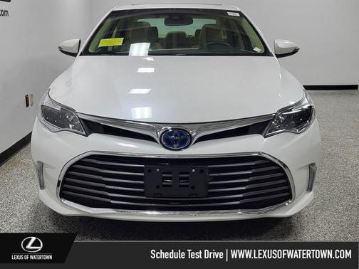 2018 Toyota Avalon Hybrid XLE Premium