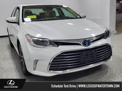 2018 Toyota Avalon Hybrid XLE Premium