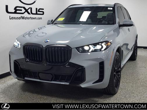 Brooklyn Grey Metallic 2024 BMW X5 xDrive40i