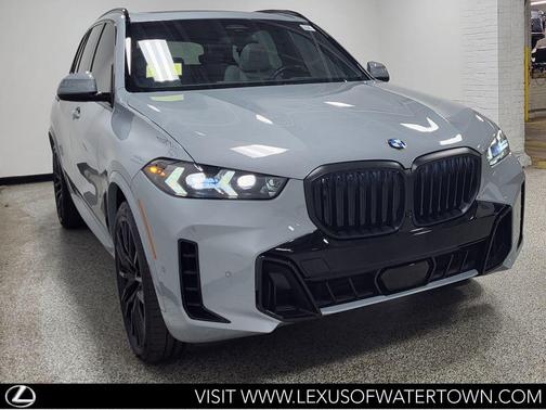 Brooklyn Grey Metallic 2024 BMW X5 xDrive40i