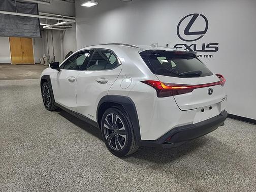 2021 Lexus UX 250h Base