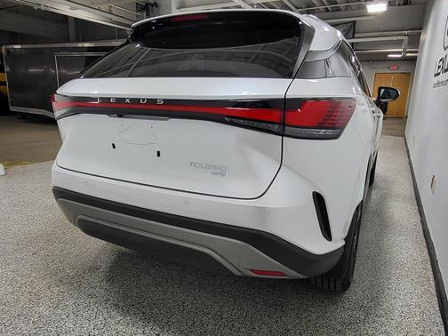 Eminent White Pearl 2023 Lexus RX 350 Premium Plus