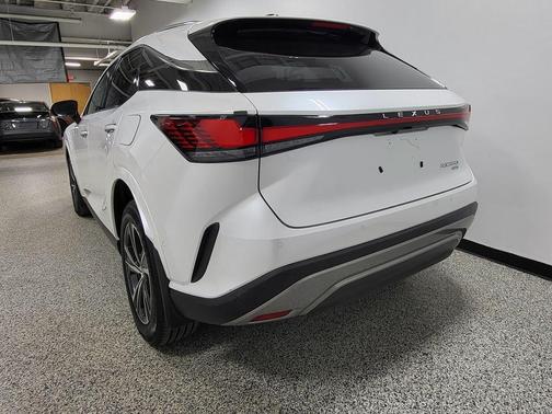 Eminent White Pearl 2023 Lexus RX 350 Premium Plus
