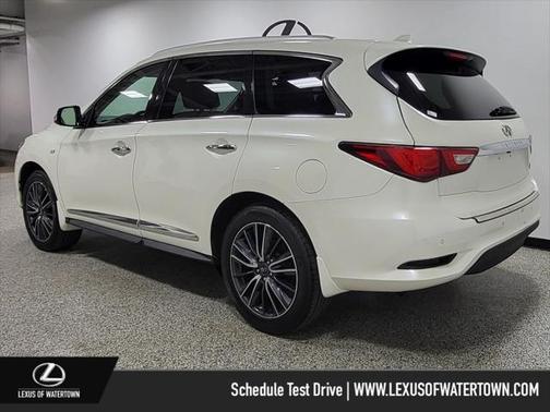 2017 INFINITI QX60 Base