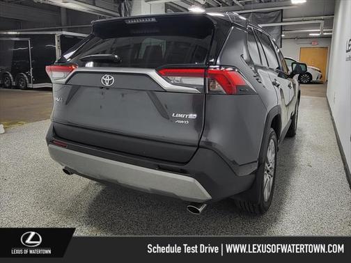 2022 Toyota RAV4 Limited