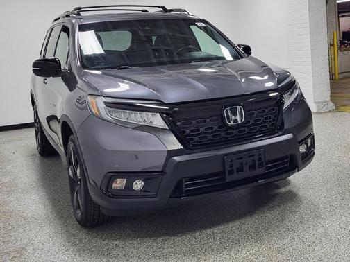 Modern Steel Metallic 2019 Honda Passport Elite