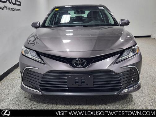 Predawn Gray Mica 2023 Toyota Camry XLE
