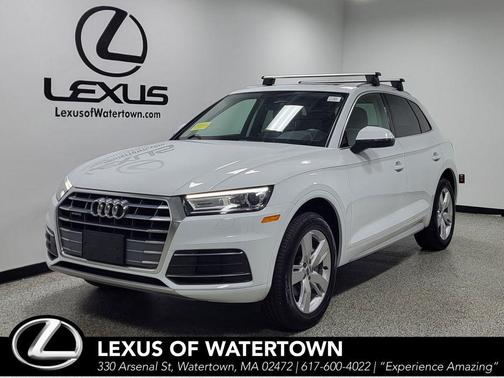 Glacier White Metallic 2019 Audi Q5 2.0T Premium