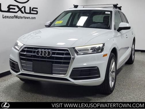 Glacier White Metallic 2019 Audi Q5 2.0T Premium