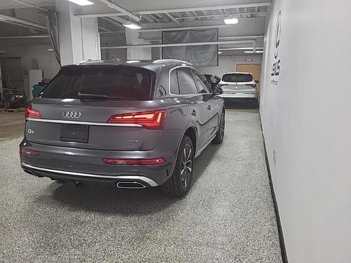 2024 Audi Q5 45 S line Premium Plus
