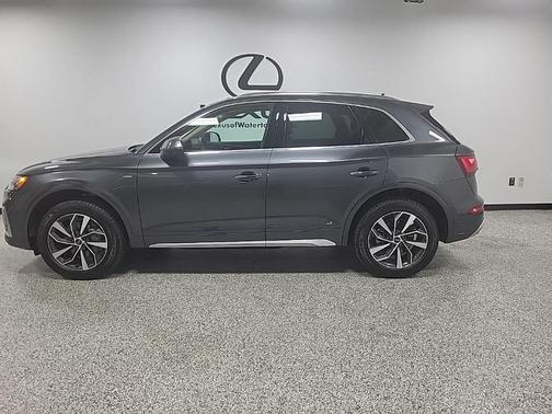 2024 Audi Q5 45 S line Premium Plus