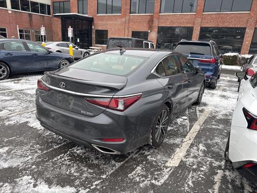 2025 Lexus ES 350 Base