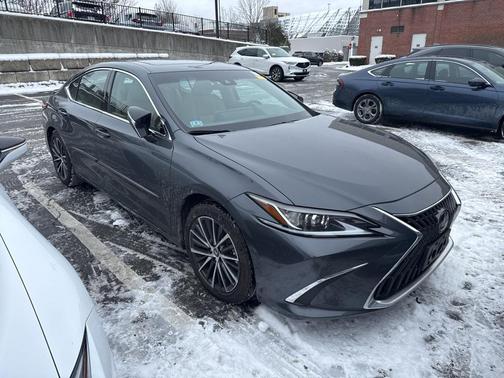 2025 Lexus ES 350 Base