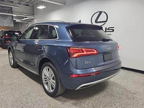 2018 Audi Q5 2.0T Tech Premium