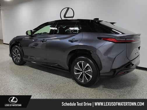 2023 Lexus RZ 450e Luxury