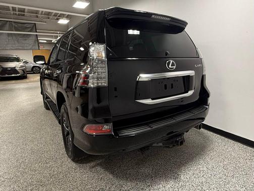 Black Onyx 2023 Lexus GX 460 Premium