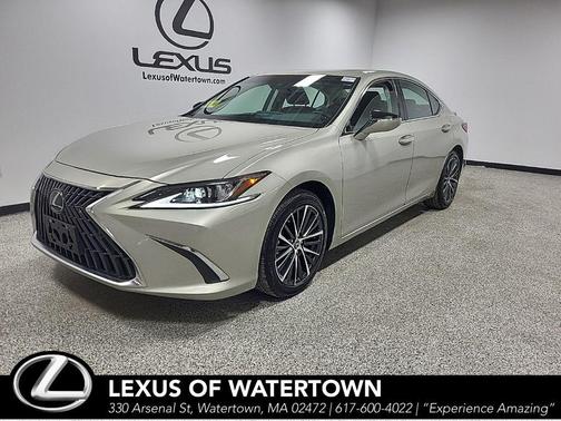 2025 Lexus ES 300h Base